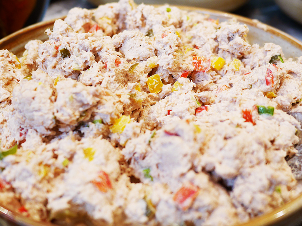 パプリカ　ツナサラダ