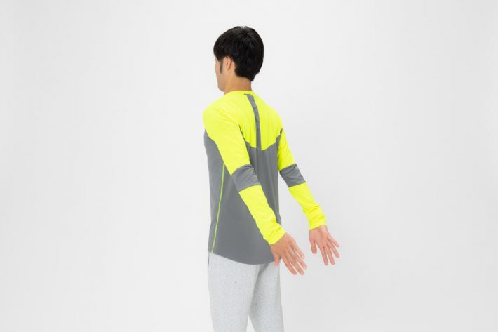 「尻前合掌」１