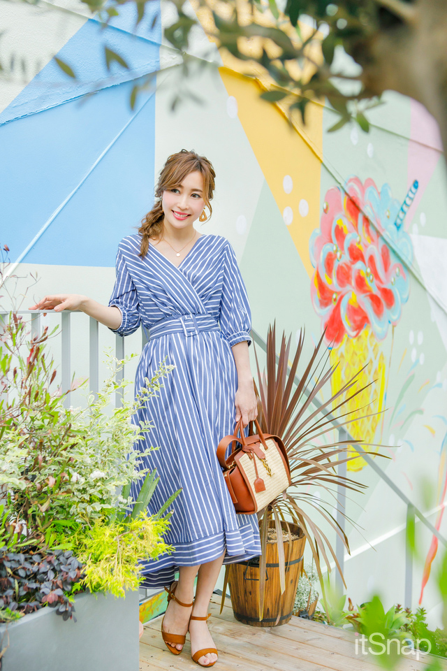 白井ゆかりサン(161cm)