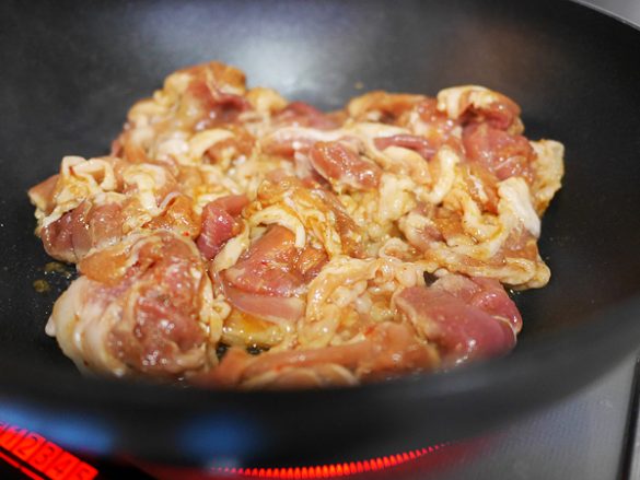 豚小間切れ　焼肉のたれ　酢とごま油　漬け込み