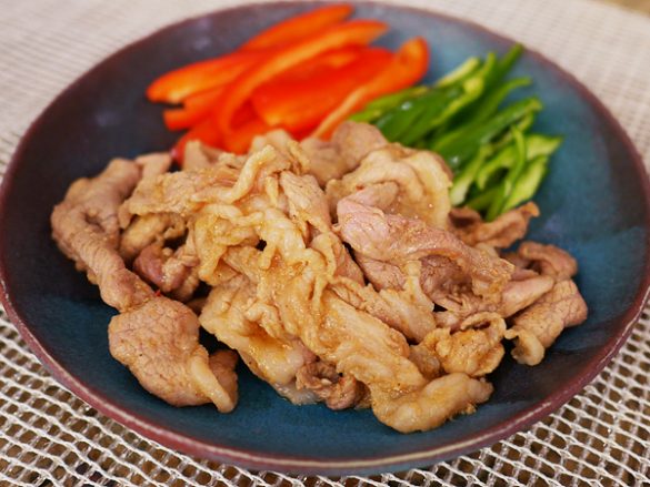 豚小間切れ　焼肉のたれ　酢とごま油　漬け込み