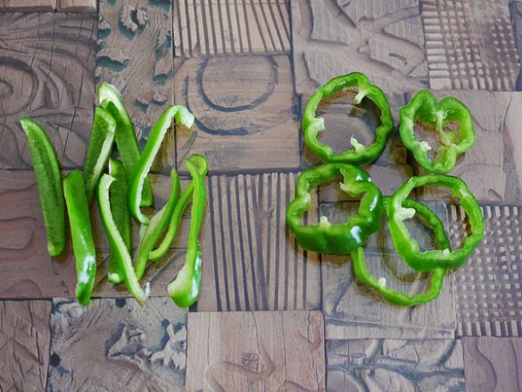 切り方　ピーマン