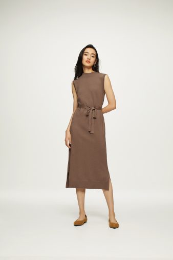 マシュマロポインテッドフラットシューズ×ハイネックニットワンピース