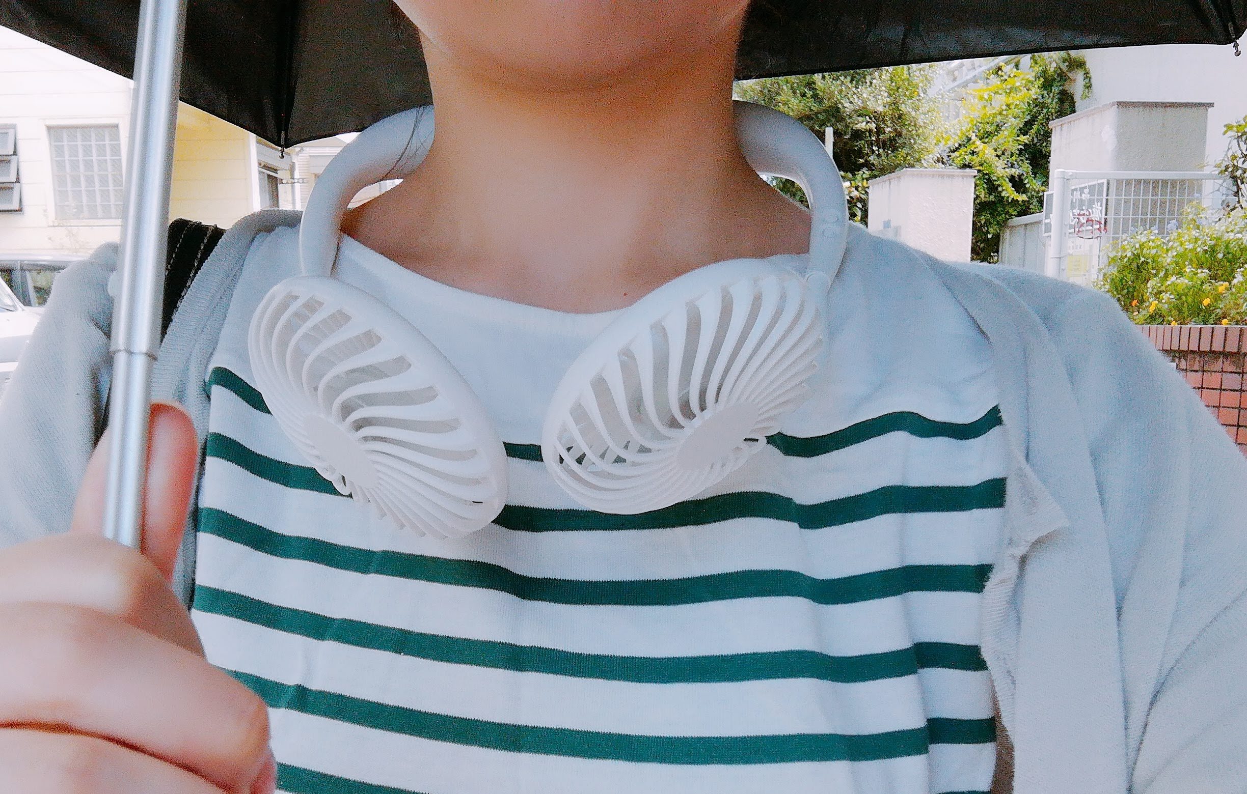 VLANCH「首掛け扇風機」￥2,150 （編集部調べ）