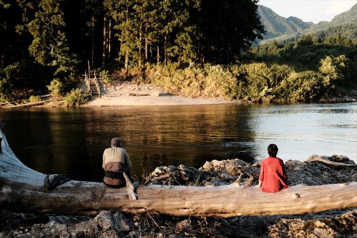 『ある船頭の話』より