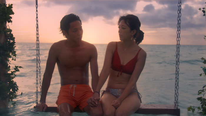 バチェラー海中ブランコ