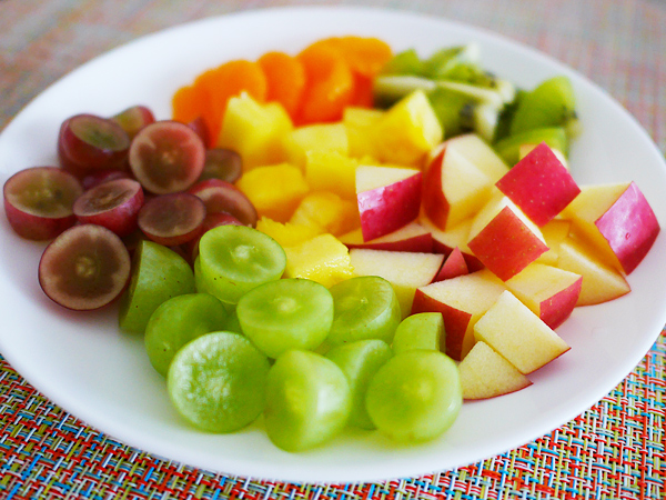 コンビニの「ミルクフランス」で作るフルーツサンドがキレイで美味しすぎる