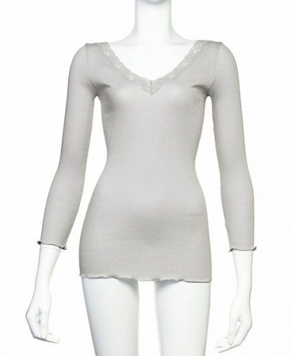 シュット!インティメイツ「COTTON SILK V-NECK」¥3900