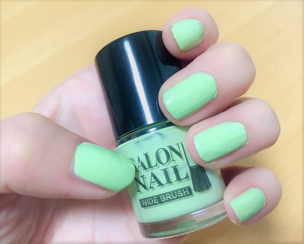 ATサロンネイルエナメル 37 100円