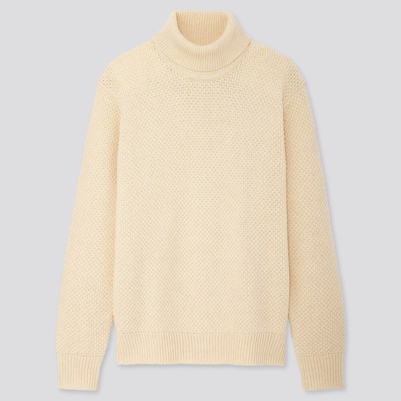 ユニクロ　ミドルゲージタートルネックセーター