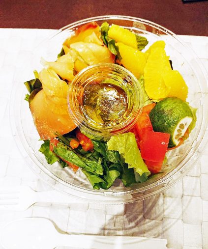 サーモンサラダ