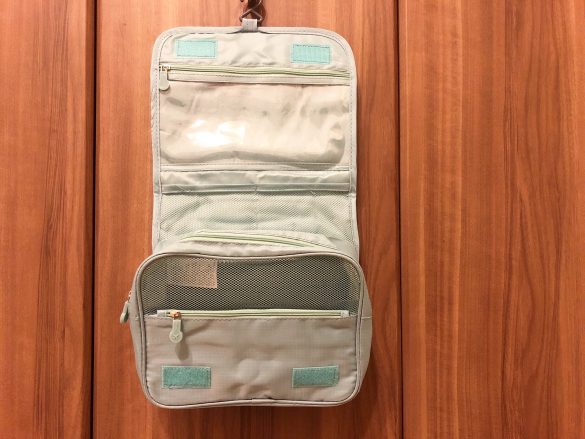 メイソウ【MINISO名創優品】洗面ポーチ500円