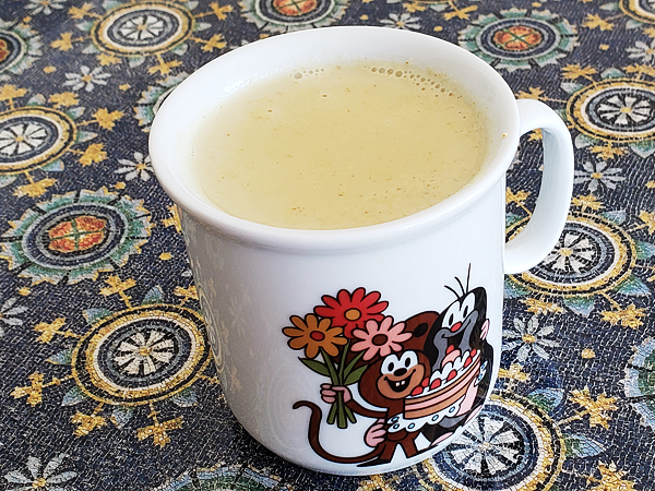 冬の定番ホットドリンクに、カレー粉豆乳ドリンク　ターメリック　ウコン