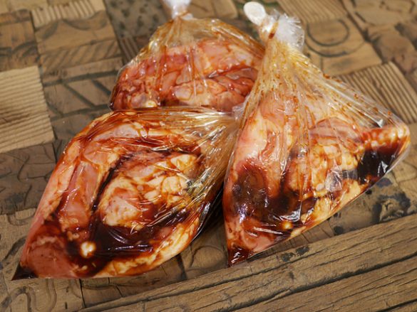 フライパンでシンプルに作る 愛情たっぷり「クリスマスチキン」の作り方