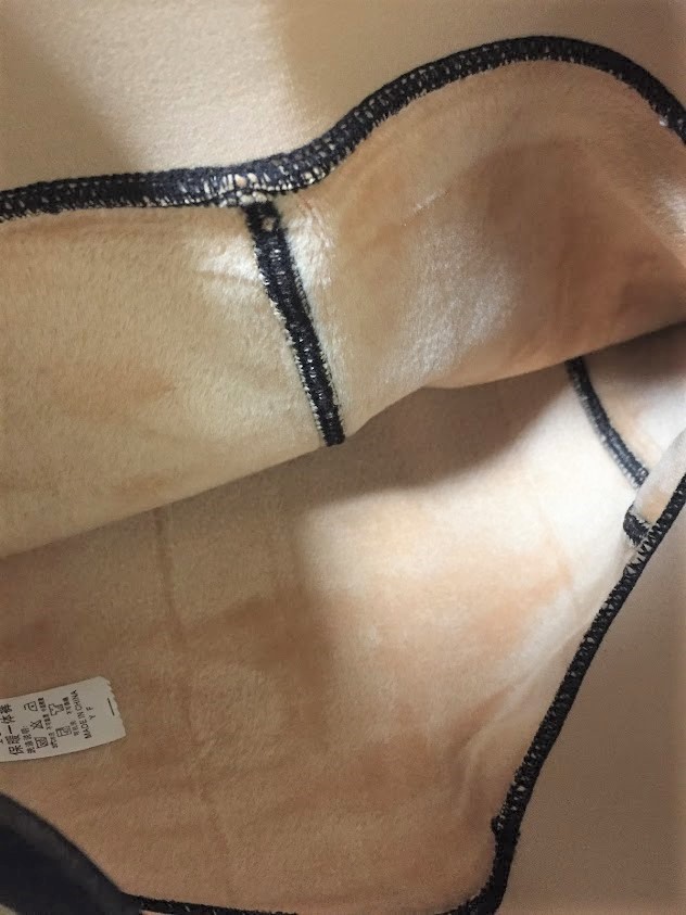 裏地／20デニールの黒タイツを履いてる風に見える1200デニールの裏起毛タイツ