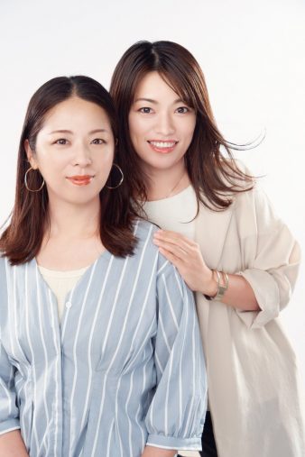 山口直美さん（左）とeriさん（©：深谷義宣／auraY2）