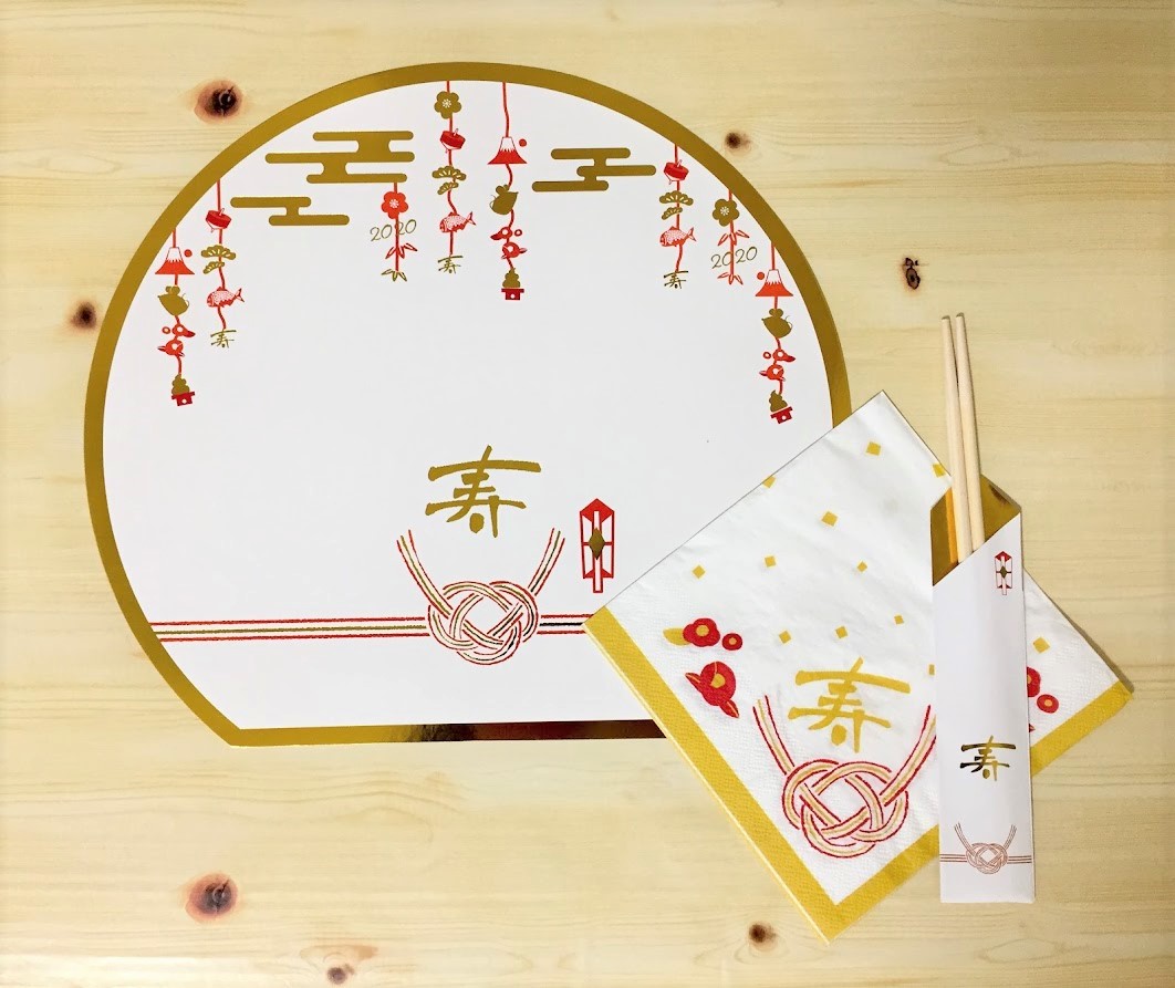 ３COINS「お正月お食事セット」300円