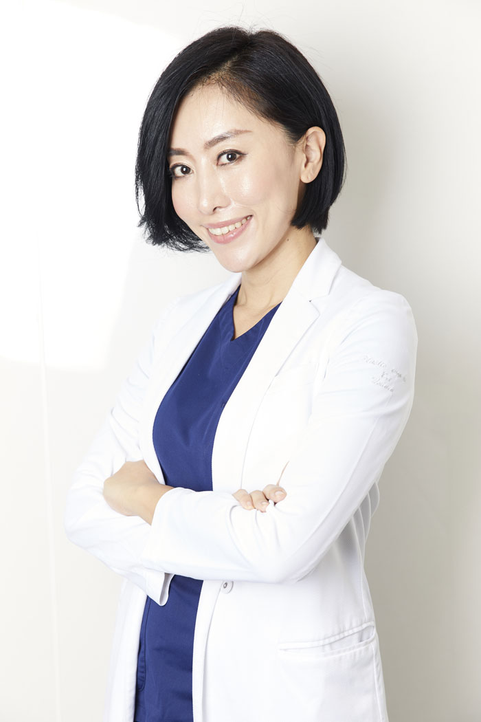 上原恵理先生（表参道スキンクリニック）