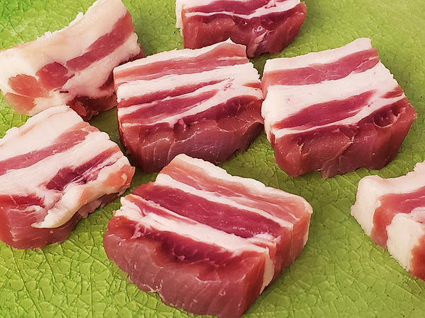 年末年始に大活躍！ 「熟成塩豚」の作り方