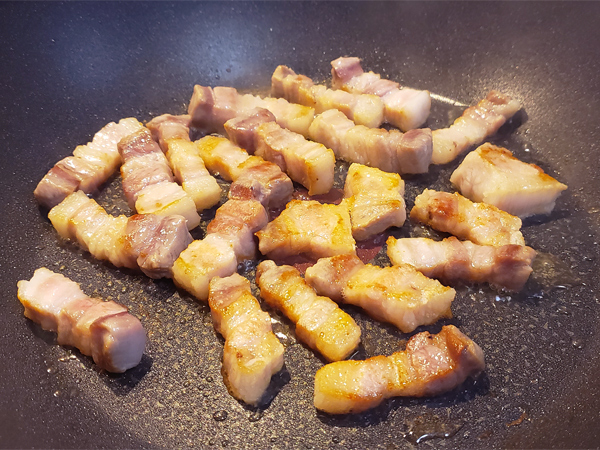 年末年始に大活躍！ 「熟成塩豚」の作り方