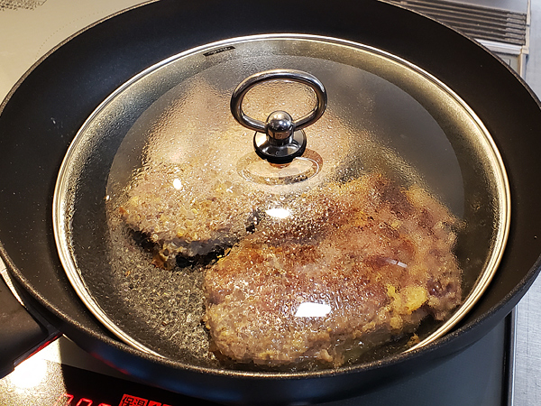 味気ない牛肉を 最高の熟成ステーキにする方法