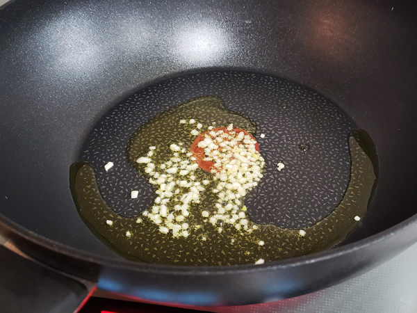 ポイントは材料選びだけ！ 超カンタンなのに名店級「サーモンクリームパスタ」の作り方