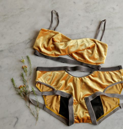 生理の過ごし方　サニタリーランジェリー