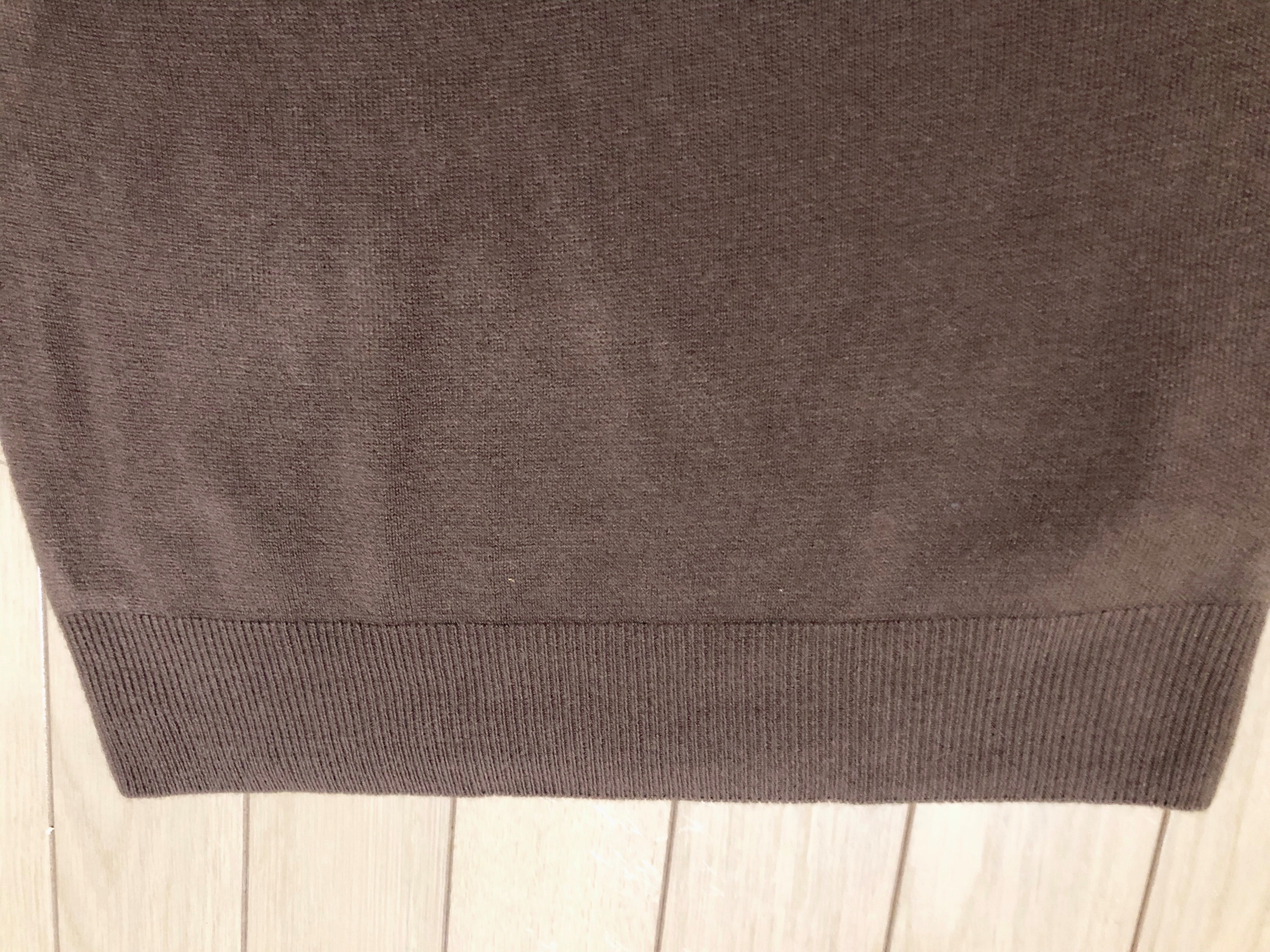 神戸レタス　おうちで洗える・カシミアタッチニット　1,354円(税別)