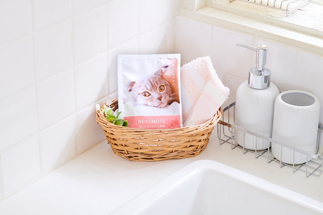 「NEKOMOTE BATH POWDER」（画像はリリースより）