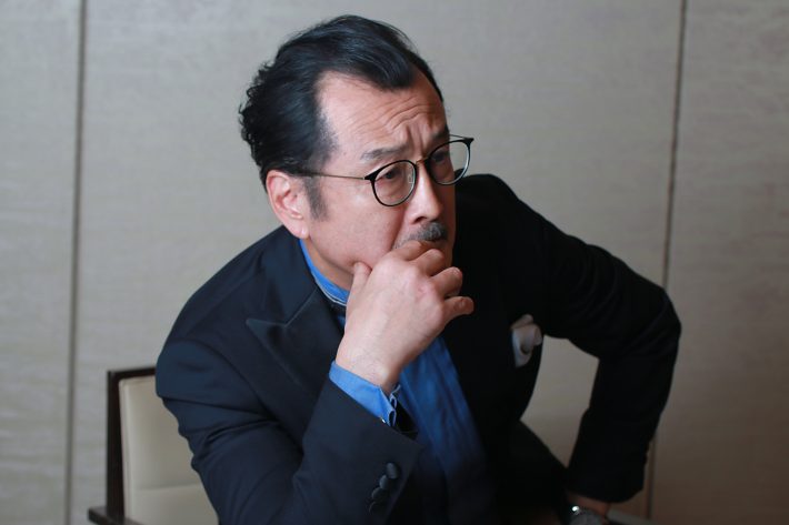 吉田鋼太郎さん