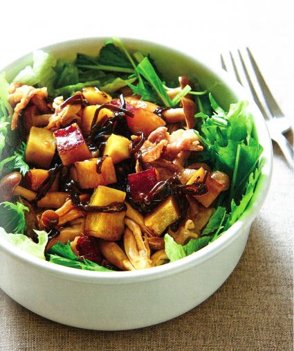 「蒸ししゃぶサラダ弁」おいも入りで腹持ちよし！