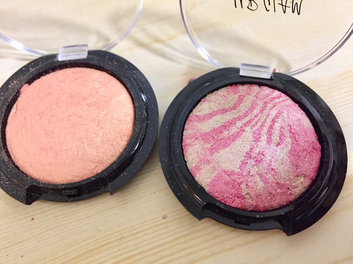 アイ＆チークカラー　各200円　シアーオレンジ、ライトピンク　ダイソーのコスメブランド「U R GLAM（ユーアーグラム）」