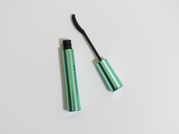 ウズ（UZU）モテマスカラ