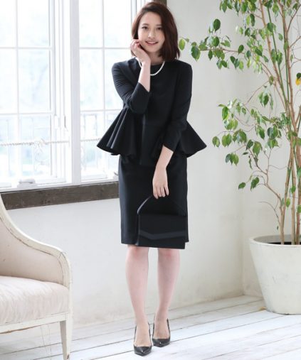 質問14ブラックフォーマル