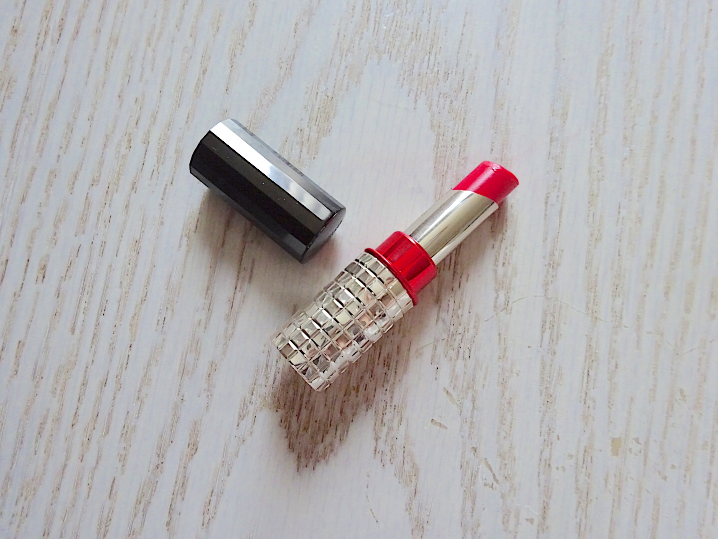 今流行りの中国メイクとは？30・40代でもできる“中国風メイク”を解説！