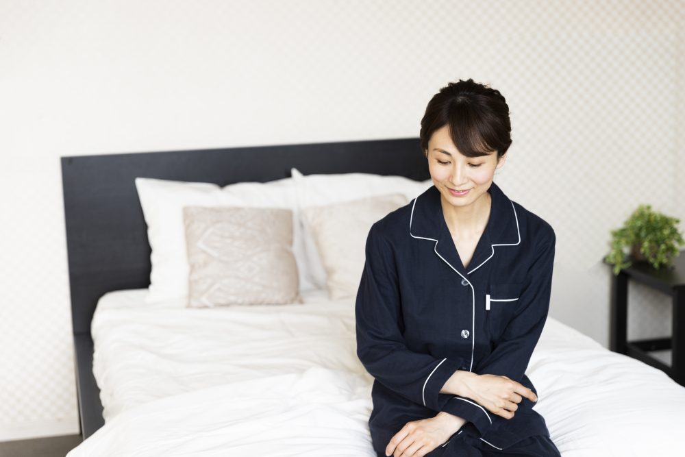 「しなやか 3重ガーゼパジャマ」レディース 22,000円／メンズ 23,000円