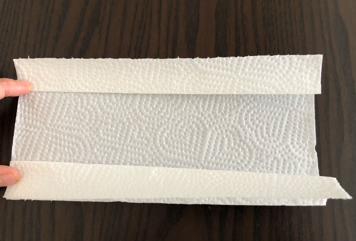 4. 折った部分を半分に折り返す