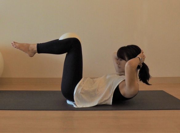 →余裕がある人はもう少し上体を起こしてもOK