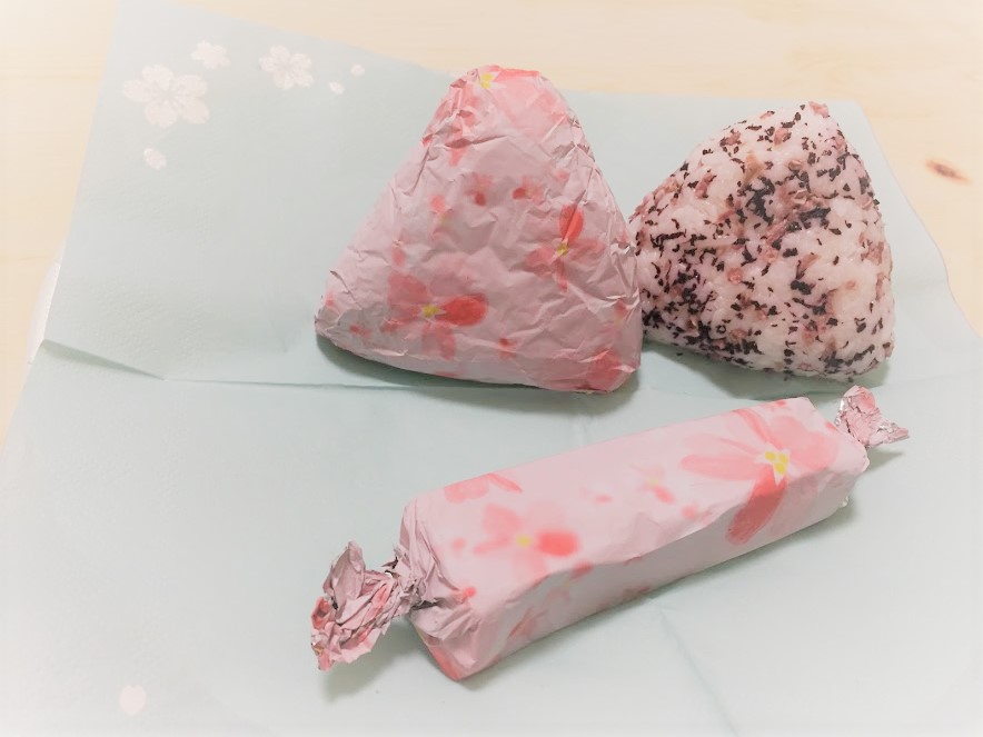 キャンドゥで発見！ 桜グッズ５選　はなのアルミホイル　