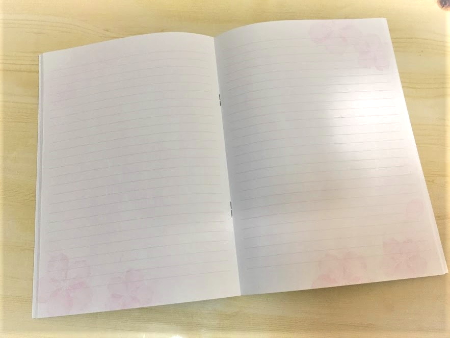 キャンドゥで発見！ 桜グッズ５選　さくら A5 中綴じノート