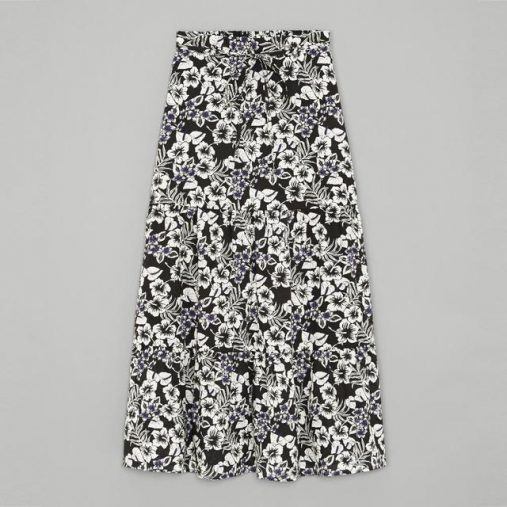 アロハプリントティアードスカートMNM¥2,490+税（画像：GUオンラインショップより）