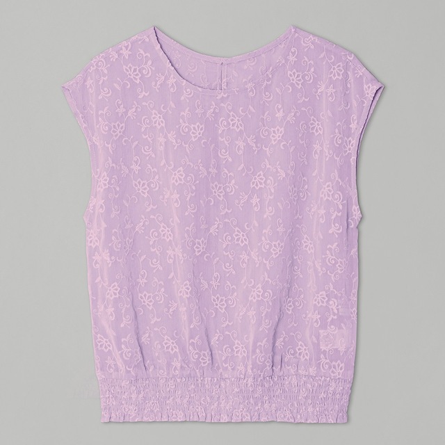 エンブロイダリーブラウス(半袖)MNM+X ¥1,990+税（画像：GUオンラインショップより）