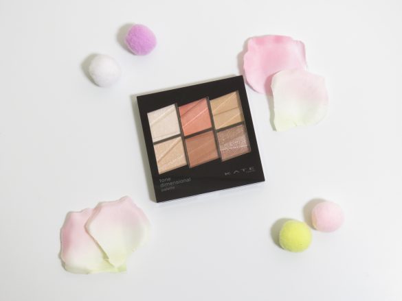 ナチュラルに仕上げるコツ、崩れないテクニック…マスクをしているときのアイメイク