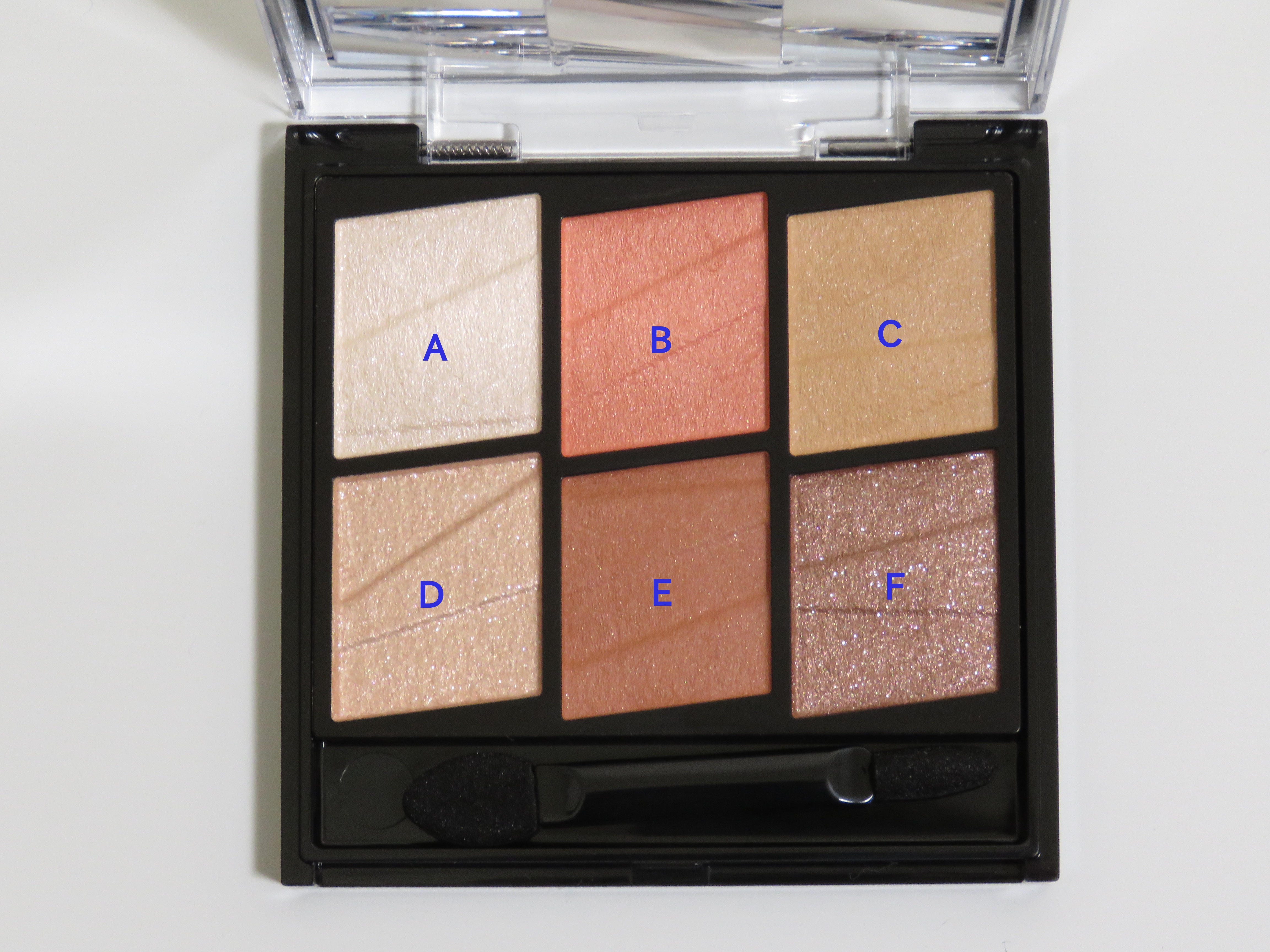 ナチュラルに仕上げるコツ、崩れないテクニック…マスクをしているときのアイメイク