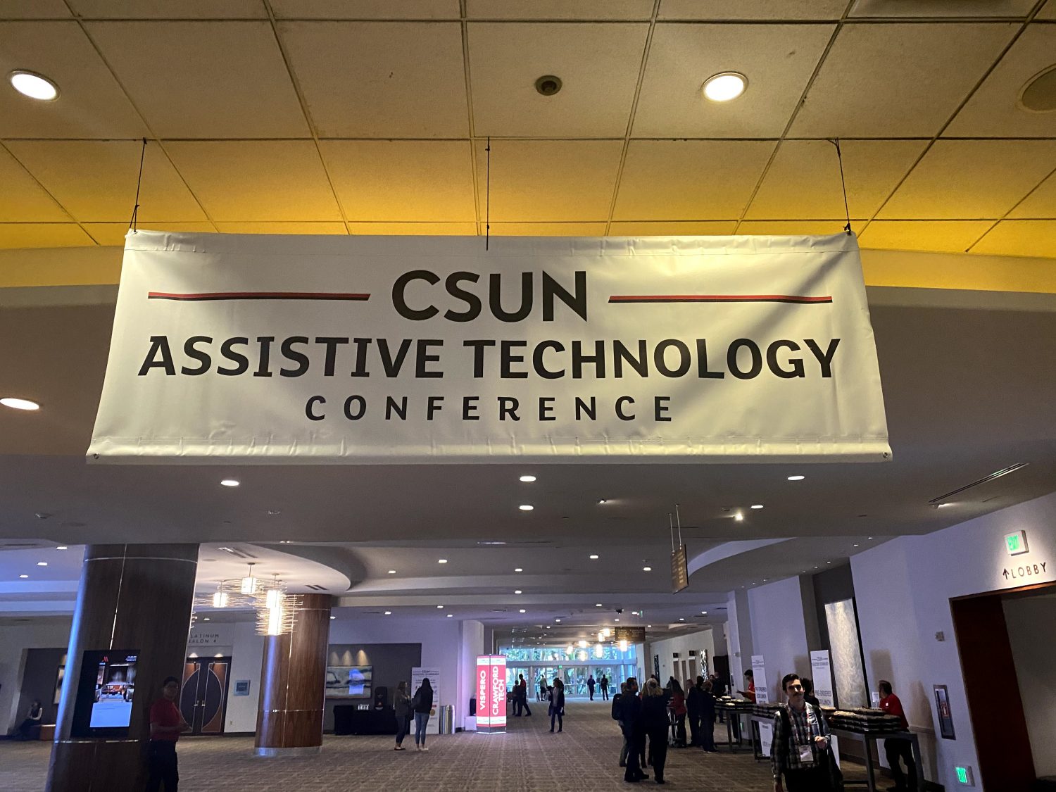 CSUNカンファレンス（国際障害者技術支援会議）の様子