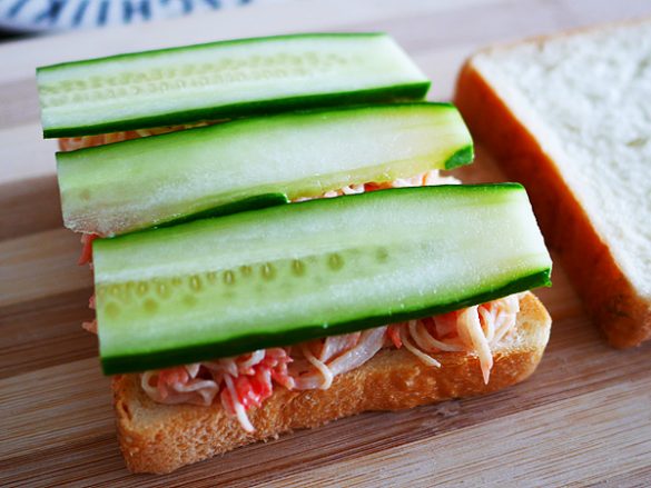 シーフードカクテルサンドイッチ