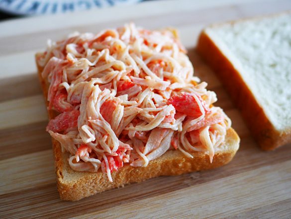 シーフードカクテルサンドイッチ