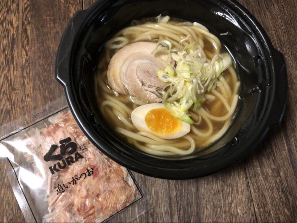 「7種の魚介 追いかつお醤油らーめん」(税抜390円)