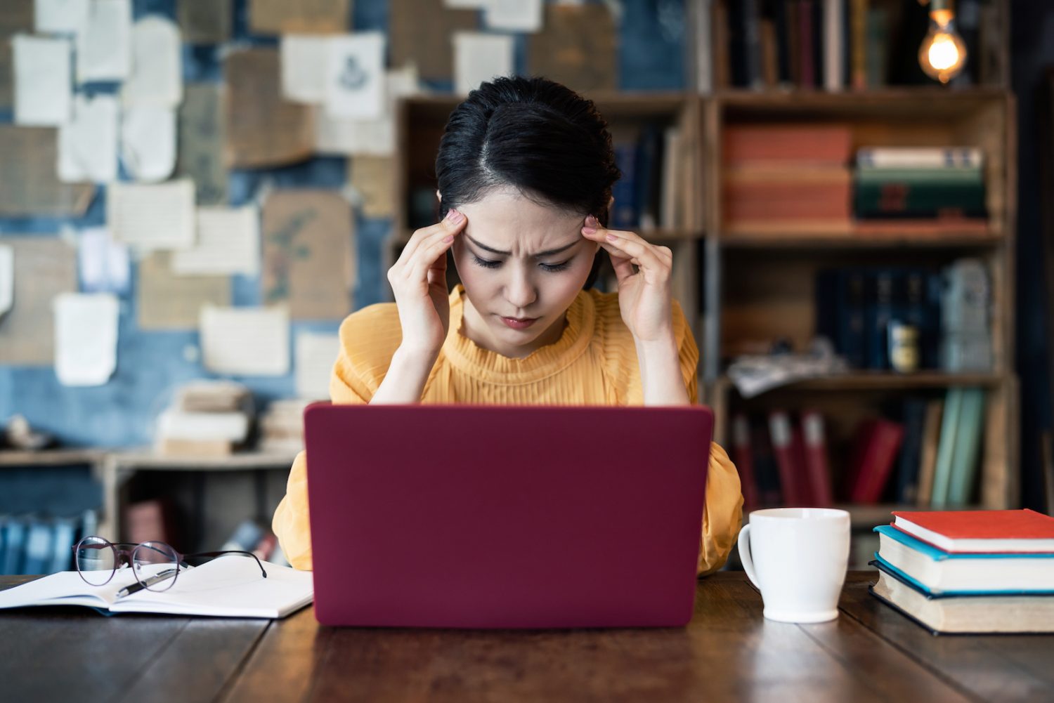 彼の仕事中はリビングに入るも禁止