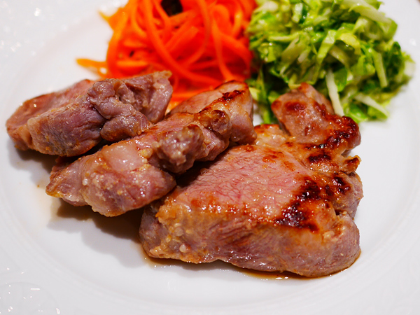 ⑥豚肩ロースの濃厚グリル（調理時間：10分※漬け込み時間は除く）
